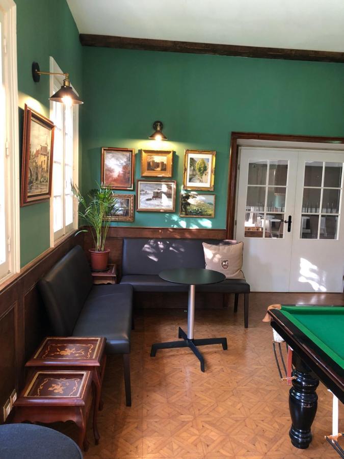 Hotel D'Artiste Pierrefontaine-les-Varans Luaran gambar