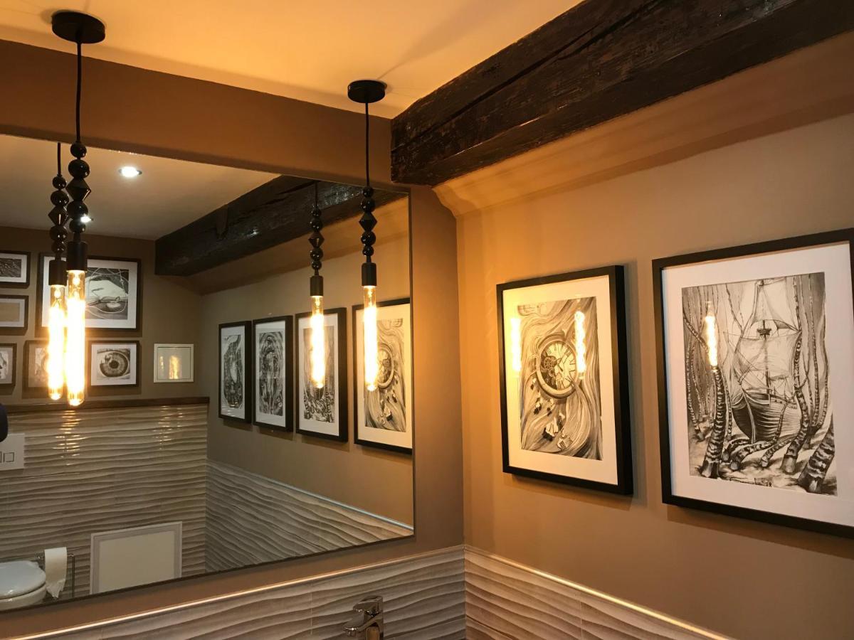 Hotel D'Artiste Pierrefontaine-les-Varans Luaran gambar
