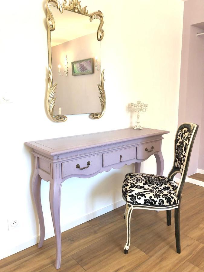 Hotel D'Artiste Pierrefontaine-les-Varans Luaran gambar