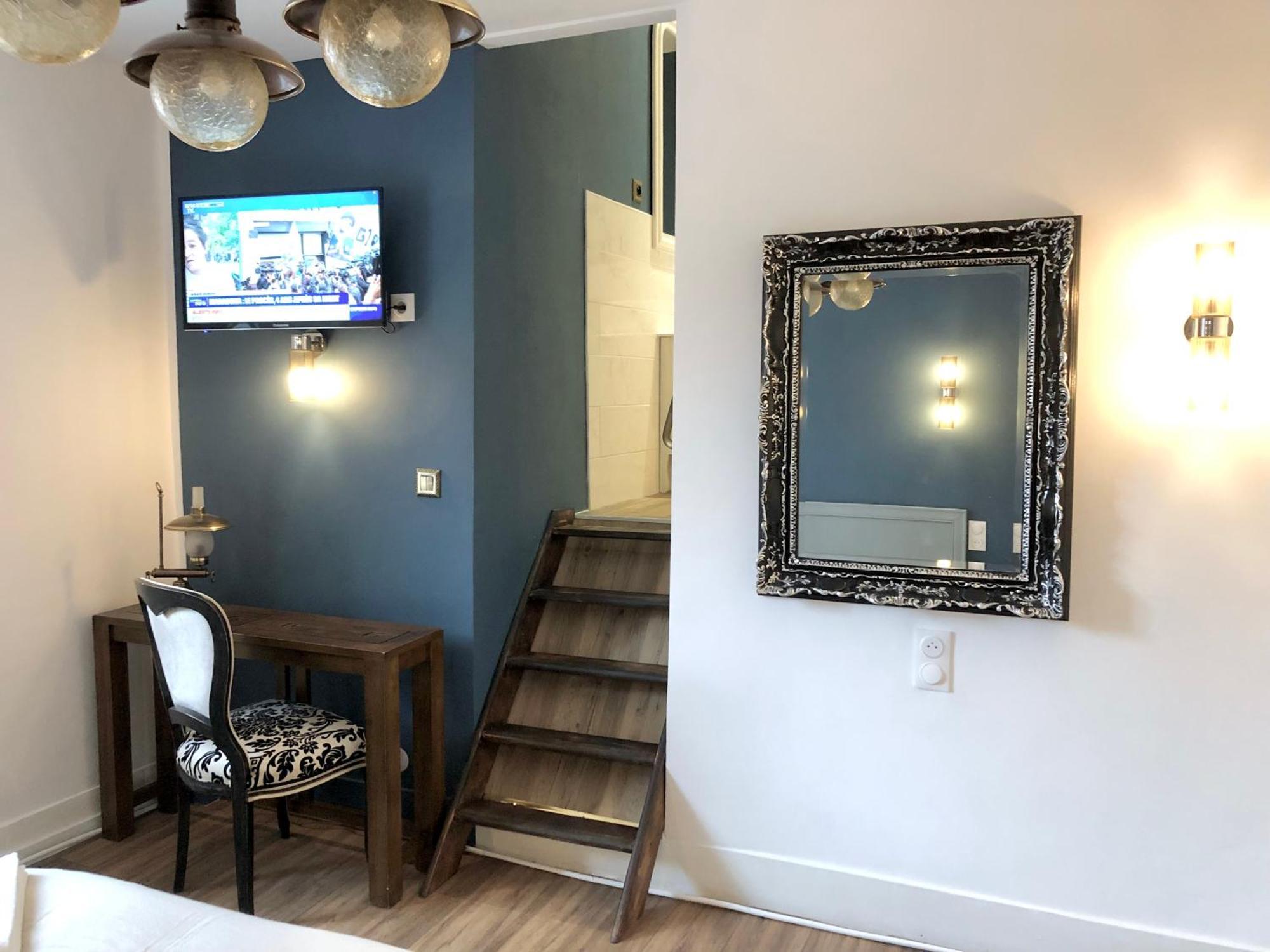 Hotel D'Artiste Pierrefontaine-les-Varans Luaran gambar