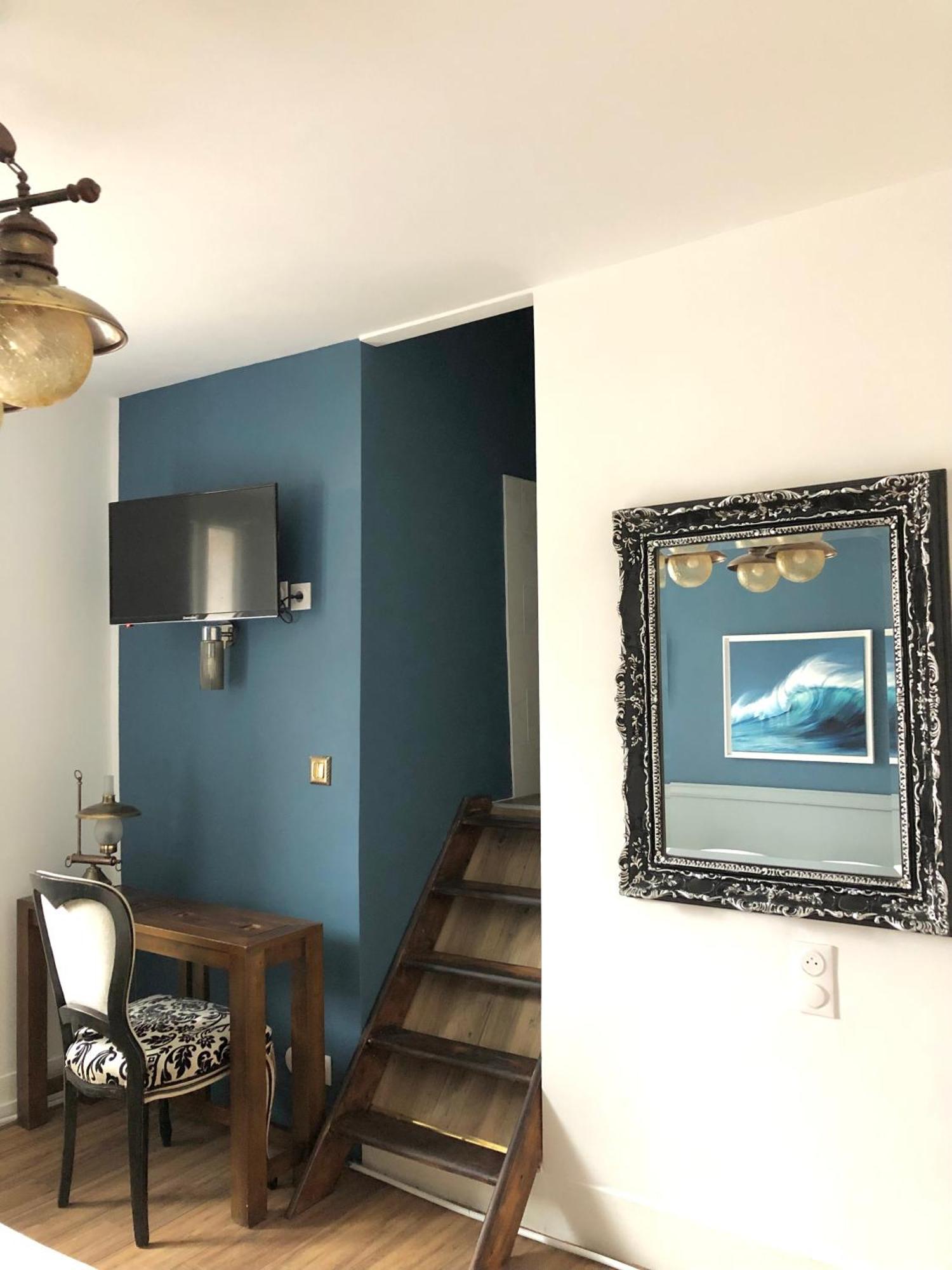 Hotel D'Artiste Pierrefontaine-les-Varans Luaran gambar